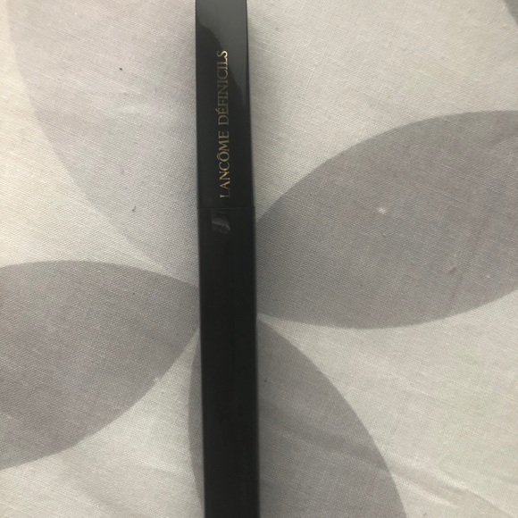 Lancome Definicils Mascara - Picture 2 of 5